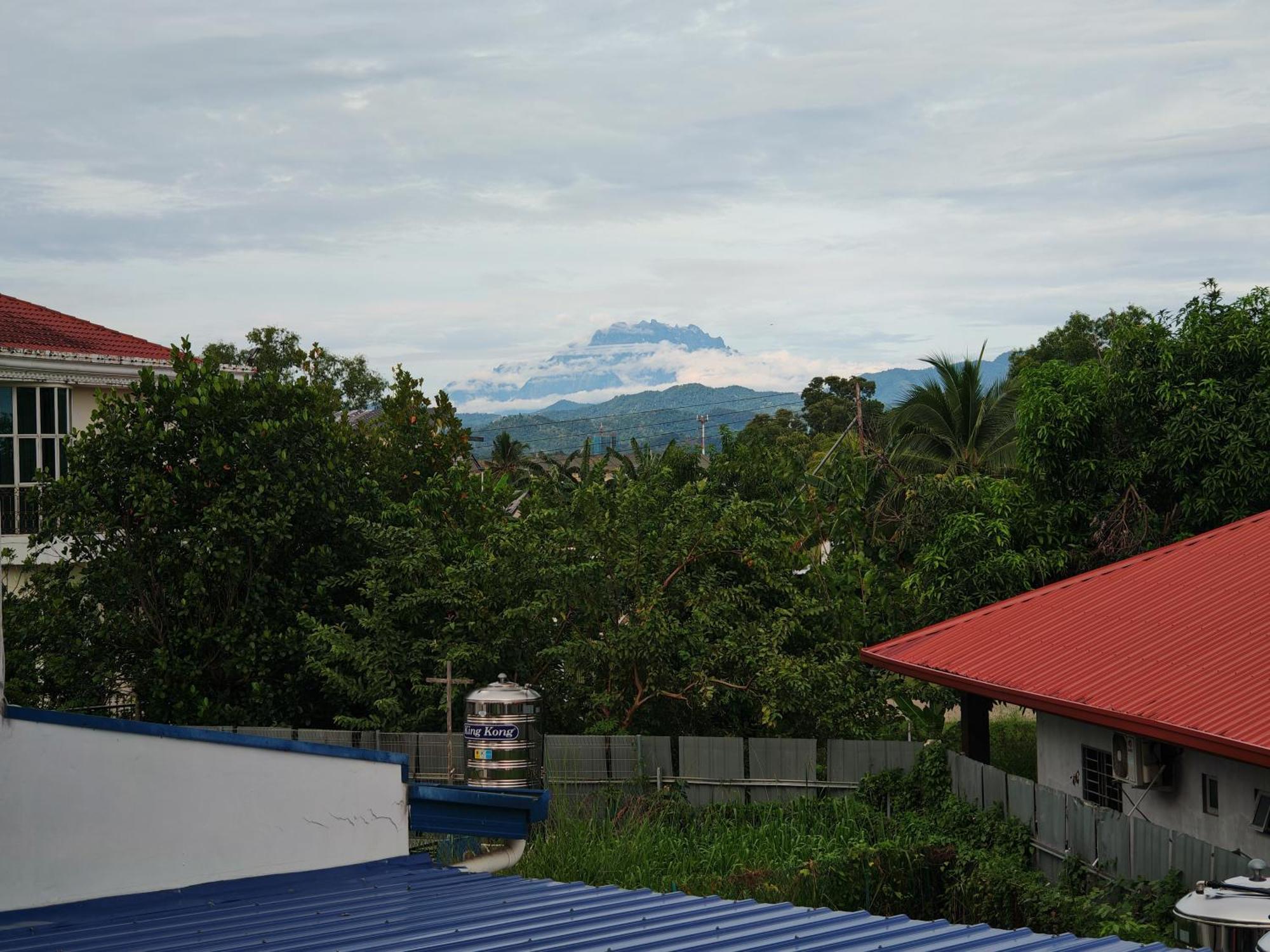 Riverside Landed House 河景湾 Villa Kota Kinabalu Exterior photo